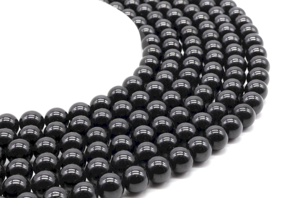 Perles Spinelle Noire 10mm sur fil 40cm