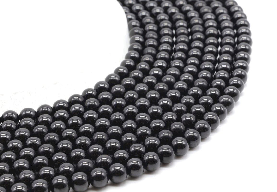 Perles Spinelle Noire 6mm sur fil 40cm