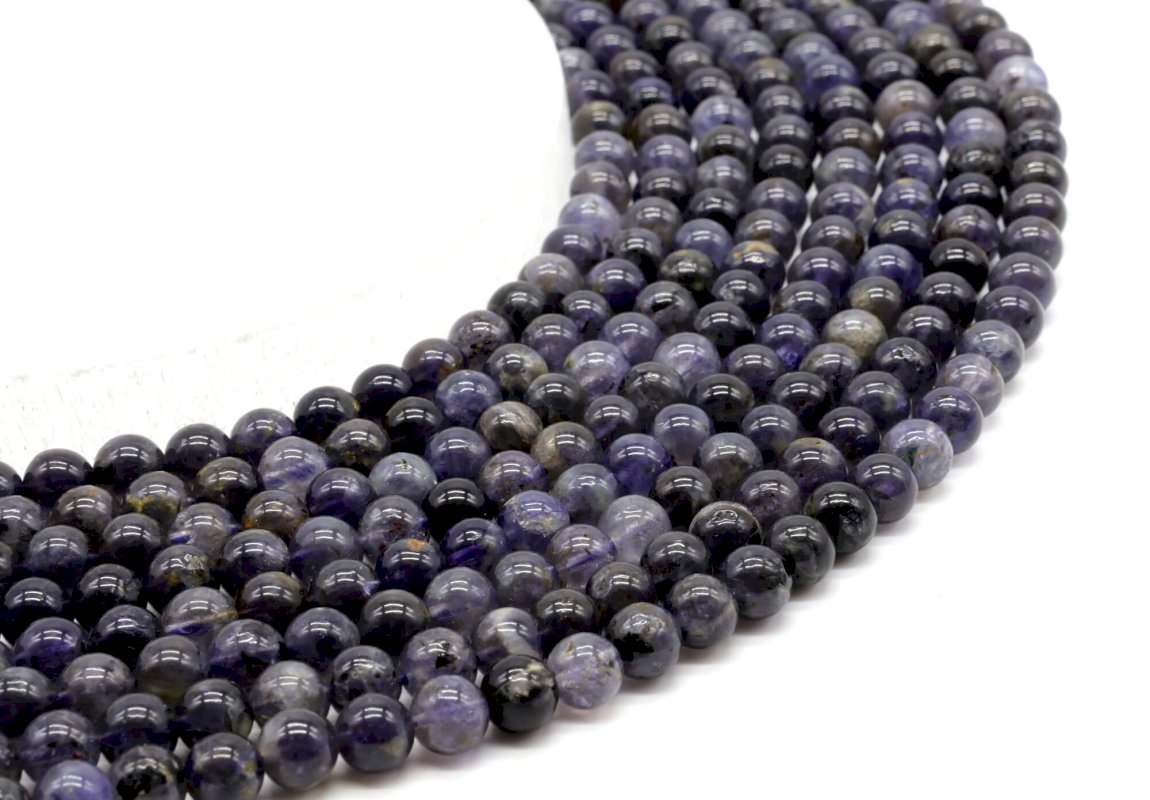 Perles Cordierite 6mm sur fil 40cm