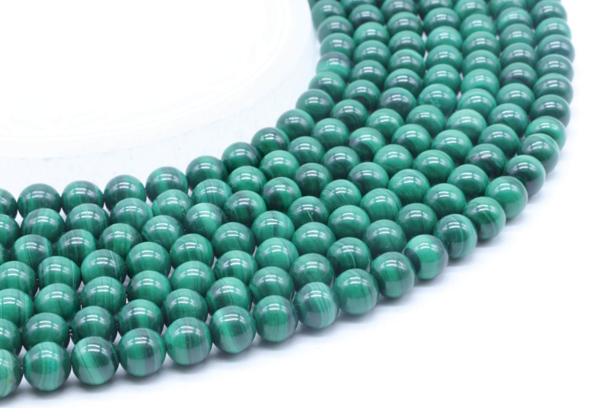 Perles 'Light' Malachite 'AA' 8mm sur fil 40cm