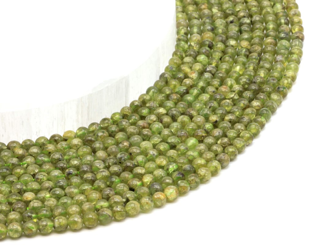 Perles Péridot 4mm sur fil 40cm