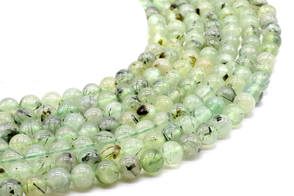 Perles Prehnite 8mm sur fil 40cm