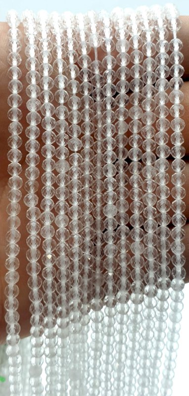 Perles facettées Cristal de Roche 3mm sur fil 40cm