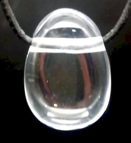 Cristal de Roche roulée Percée 3cm