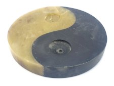 Porte-Encens Pierre Ying-Yang Antique 8cm