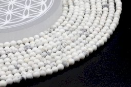 Perles Howlite 4mm sur fil 40cm