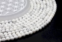 Perles Howlite 6mm sur fil 40cm