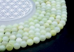 Perles Jade Verte 10mm sur fil 40cm