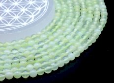Perles Jade Verte 6mm sur fil 40cm