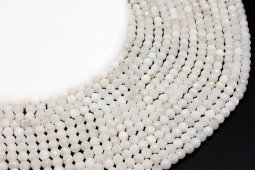 Perles facettées Pierre de Lune Blanche 4mm sur fil 38cm