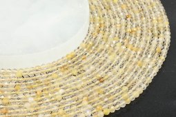 Perles facettées Quartz Rutile 4mm sur fil 40cm